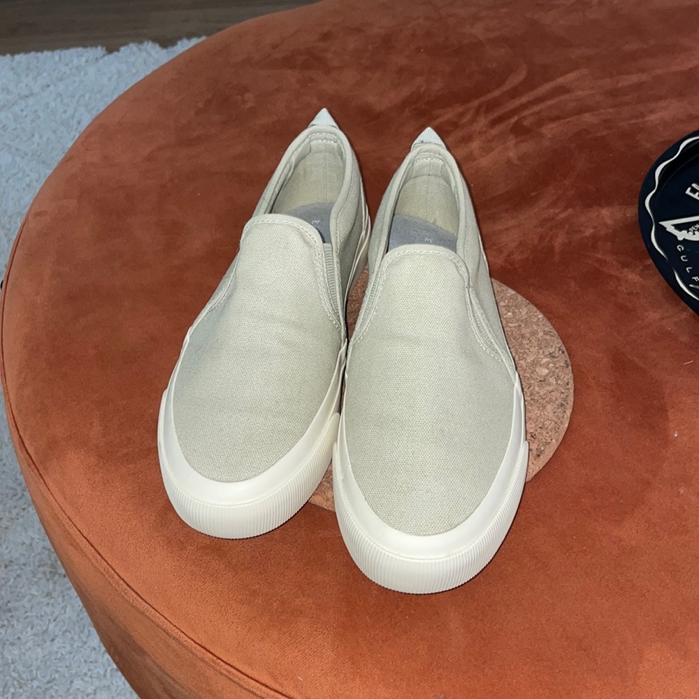 Everlane Slip Ons